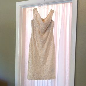 Like New Lauren by Ralph Lauren Evening beaded lace cream dress size 2.